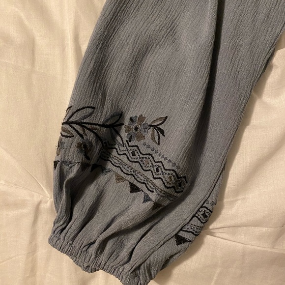 Knox Rose blouse - Picture 2 of 4